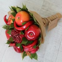 Фруктовый букет с перцем и фруктами Перчинка